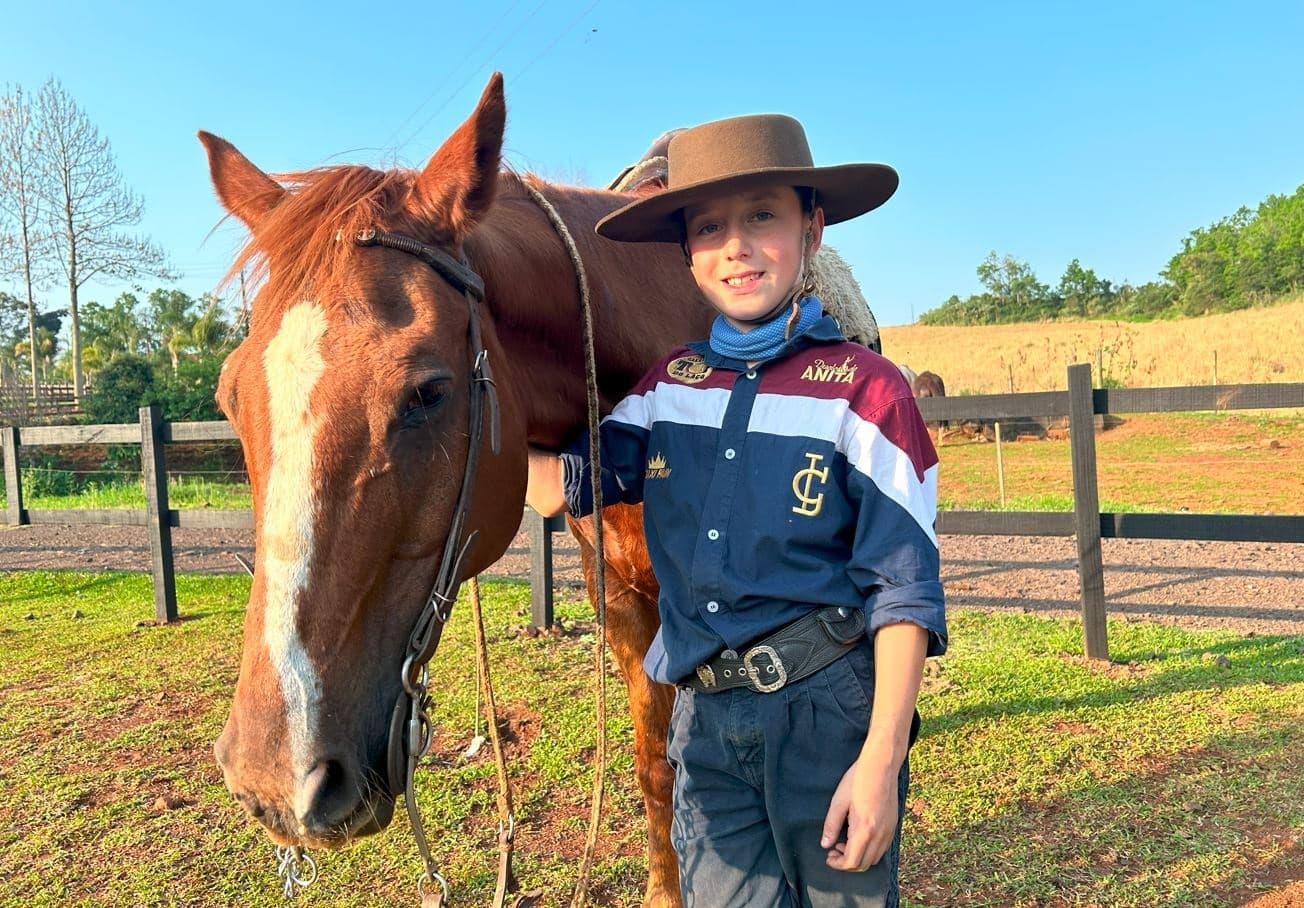Cavalos é a paixão de garoto de 10 anos (Foto: Renan Ribeiro)