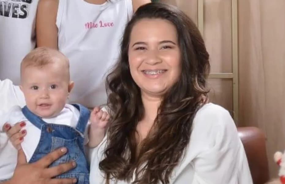 Tragédia no trânsito tirou a vida de mãe e filho (Foto: Redes sociais)