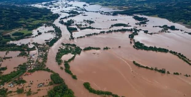 Muitas cidades estão totalmente alagadas (Foto: Alexandre Jacobi/Arquivo Pessoal/GZH)