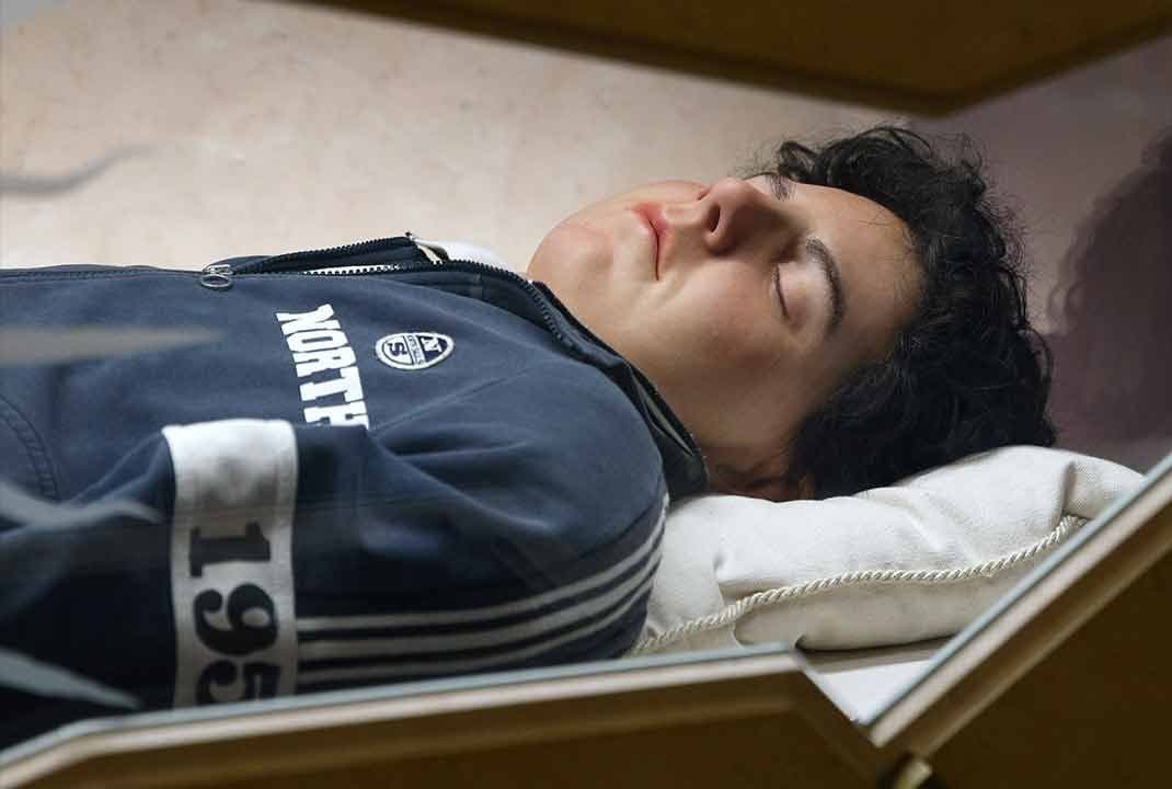 Corpo intacto mesmo depois de sepultamento: visitas a 'santo' aumenta