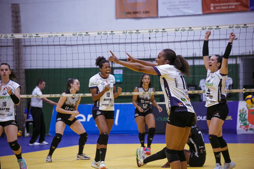 Pinhalense/Zagonel Voleibol vem de vitória em casa pela Superliga B (Foto: Ascom/Renan Ribeiro)
