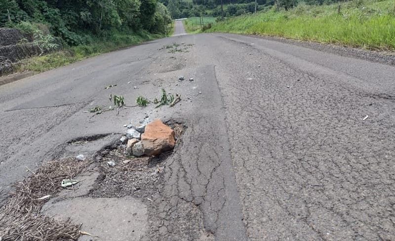 Trecho entre as cidades de Seara e Itá (Foto: Belos FM)
