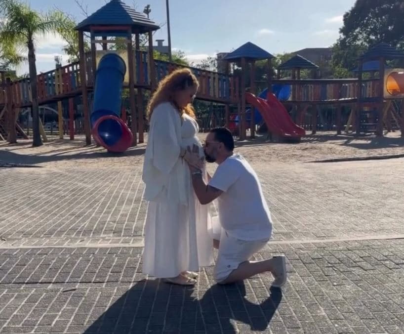 Mãe de menino morto em ataque a creche anuncia nova gravidez