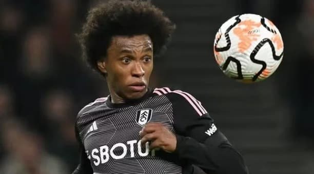 Grêmio encerra janela com sete reforços e aposta em experiência de Willian