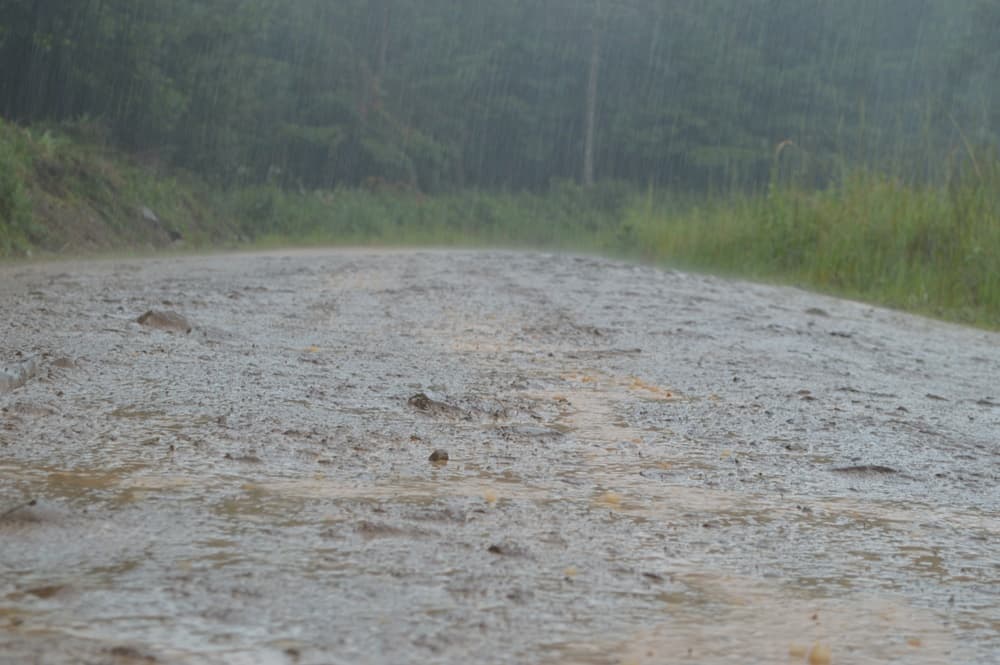 Chuvas atrasam trabalhos no interior de Pinhalzinho  (Foto: Foto Ilustrativa/Divulgação )
