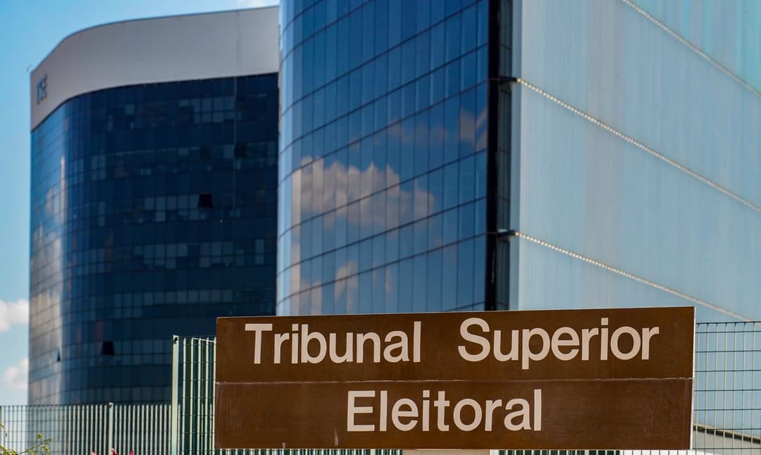 TSE firma acordo com plataformas digitais para combater desinformação nas eleições