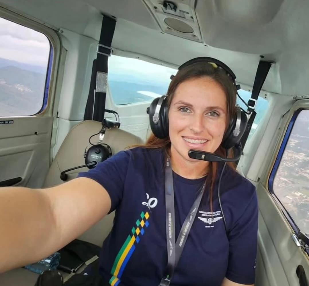 Mulher assume aeronaves de grande porte na LATAM