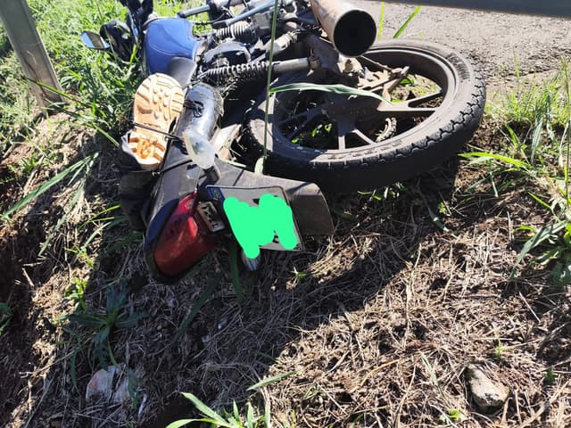 Motociclista é socorrido desorientado após colisão traseira na BR-282