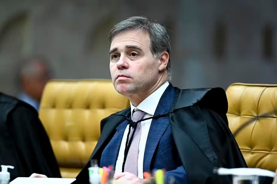 Mendonça chama caso Master de “maior fraude do país” e rebate críticas de Gilmar Mendes no STF