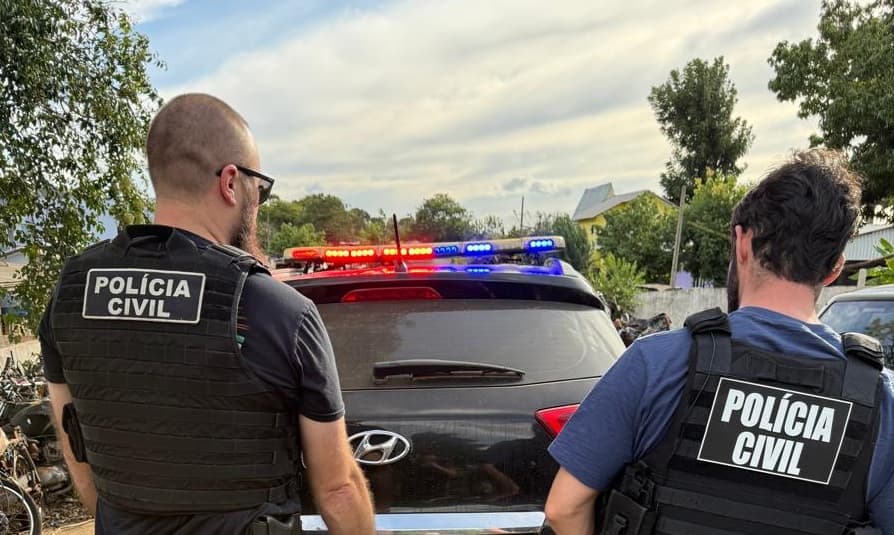 Menina revela à polícia ter sido queimada pela mãe com colher quente