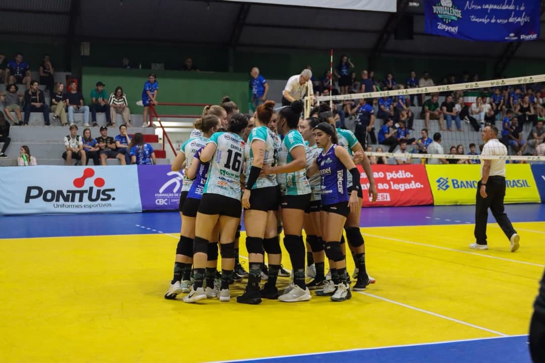 Pinhalense/Zagonel encara Chapecó no último desafio do ano pela Superliga B