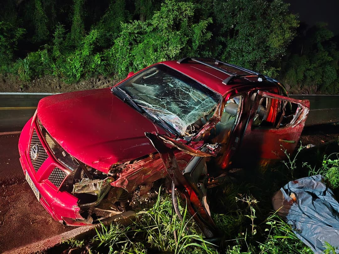 Colisão entre caminhão e caminhonete deixa uma vítima fatal na BR-282 em Xaxim