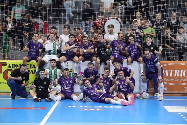 Adaf vence em casa e volta a liderança da Série Prata