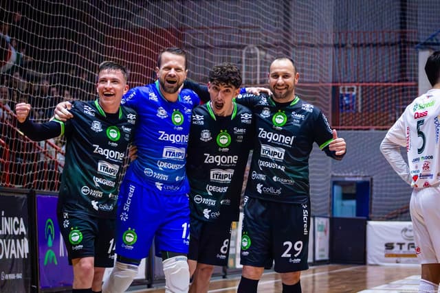 Pinhalense Futsal Zagonel inicia disputa da etapa microrregional do Jasc