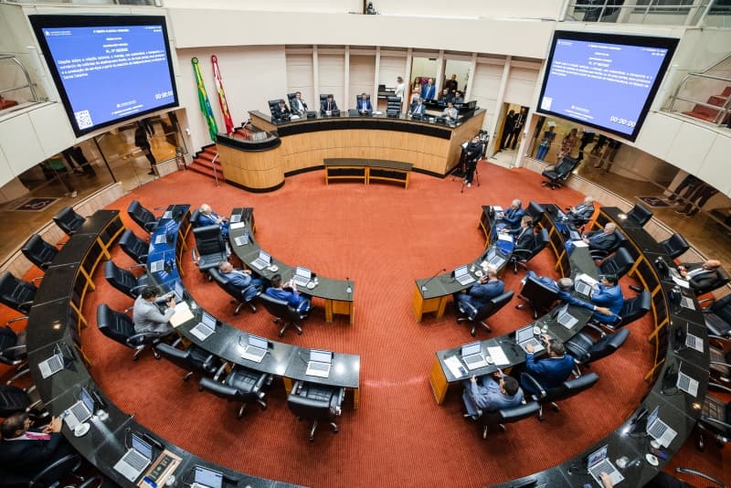 Projeto aprovado concede desconto no IPVA para bons motoristas (Foto por Alesc)