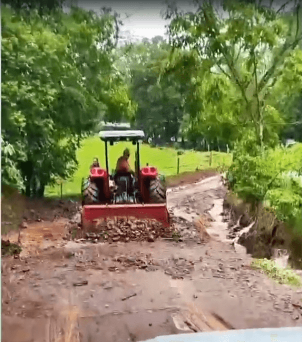 Chuvas de mais de 150 milímetros em 35 minutos causam estragos em Sul Brasil