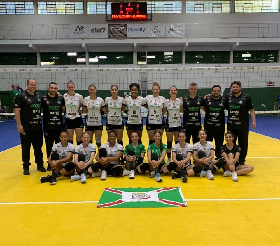Voleibol de Pinhalzinho chega em mais uma semi de Jasc (por Divulgação)