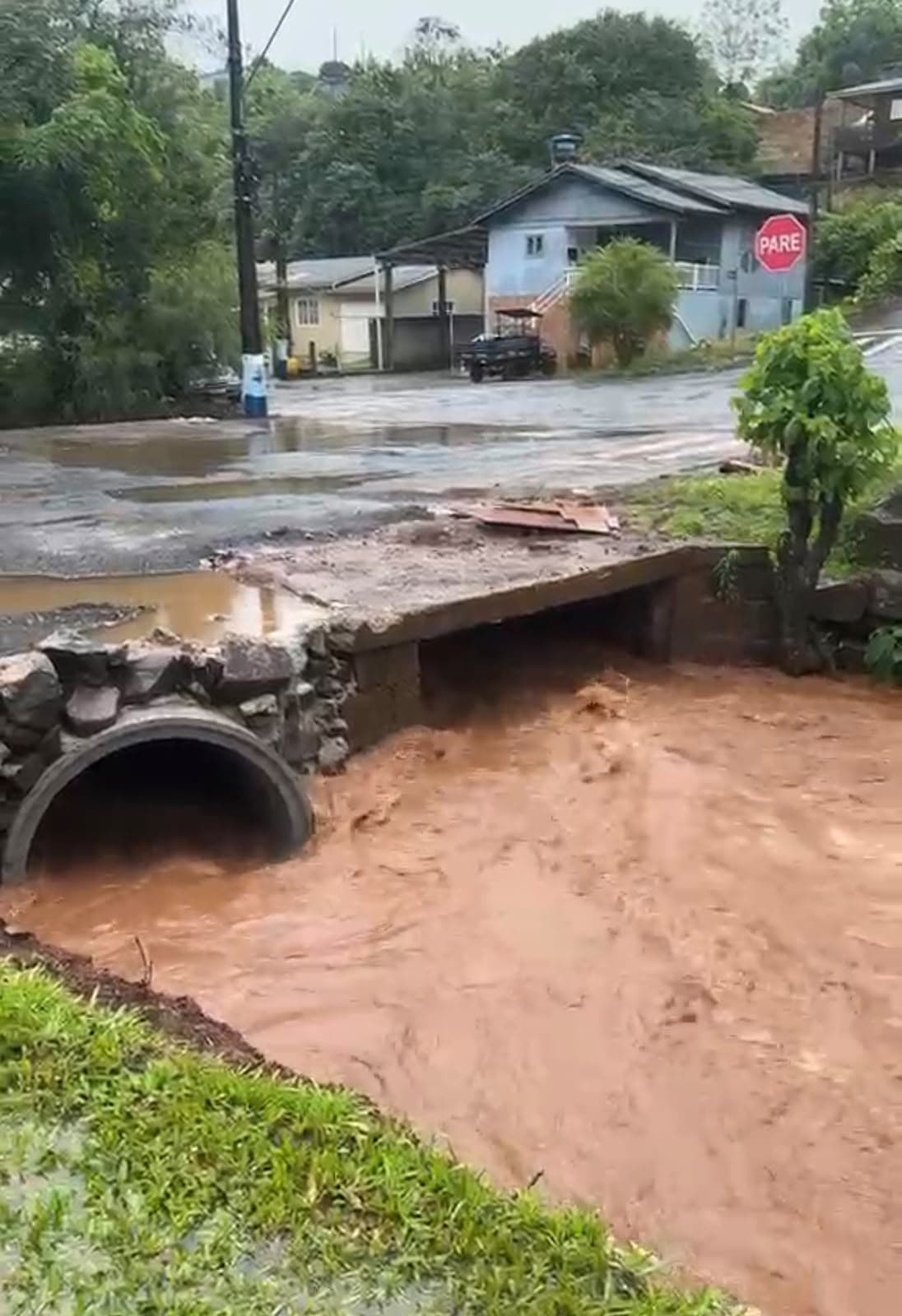 Após investimentos, pontes de Águas Frias suportam grande volume de chuva (Foto por Ascom)