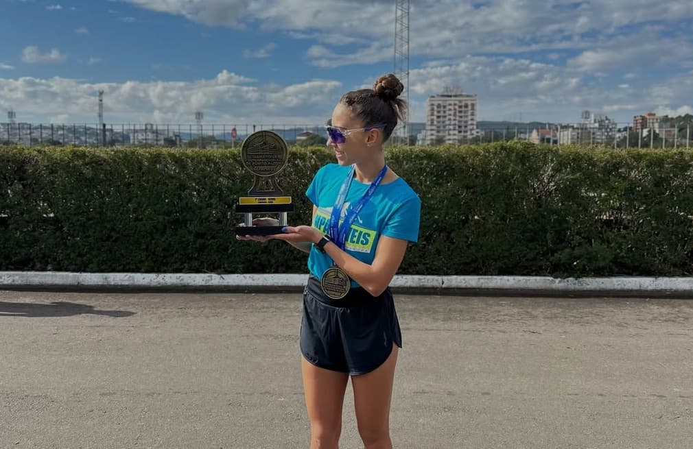 Atleta saudadense é campeã da Maratona Internacional de Porto Alegre