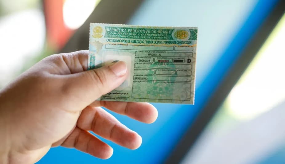 Decisão busca reduzir custos e simplificar o acesso à habilitação (por Detran/AL)