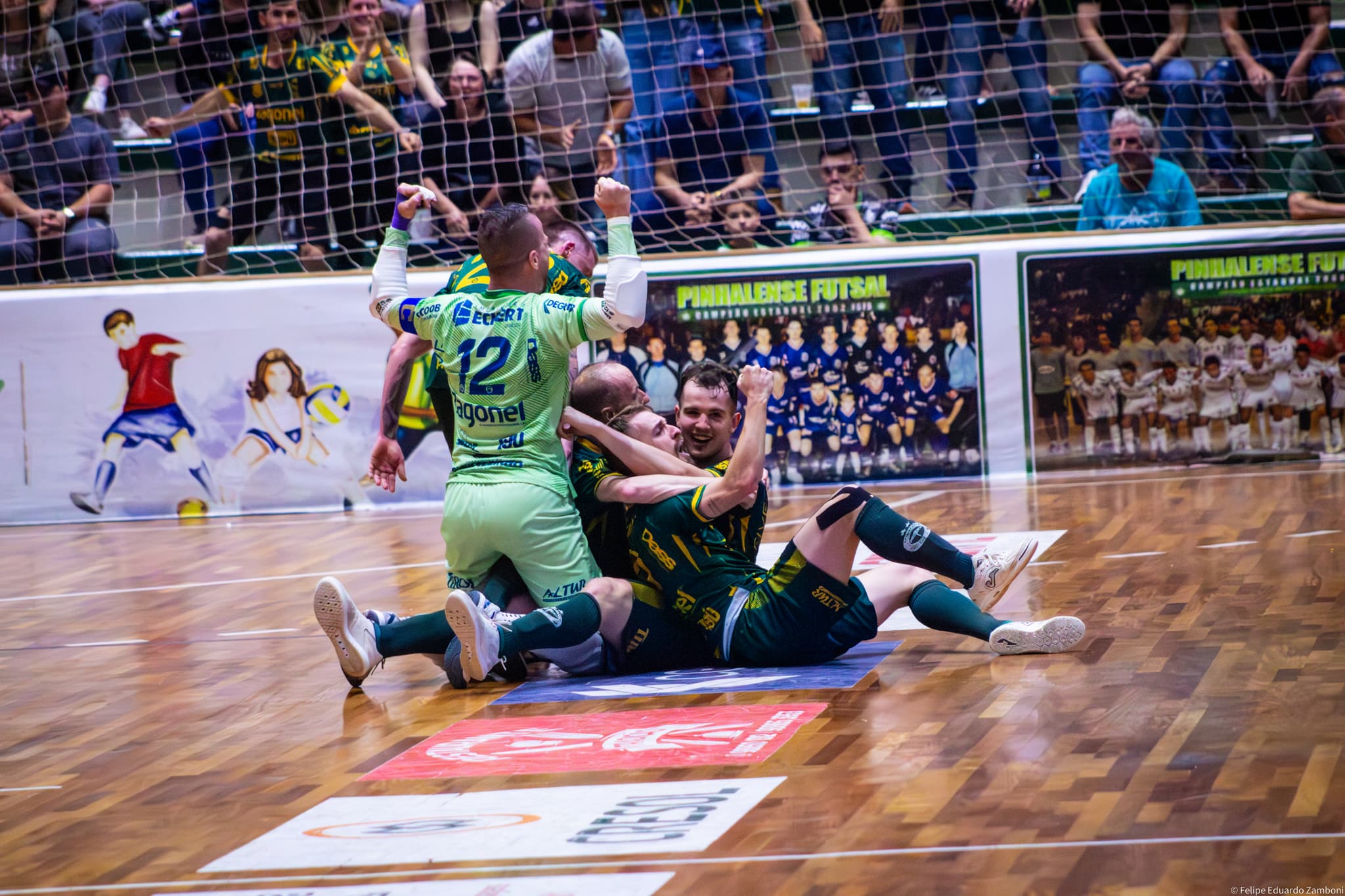 Equipe busca apoio da torcida para fazer um bom resultado em casa (por Felipe Eduardo Zamboni)