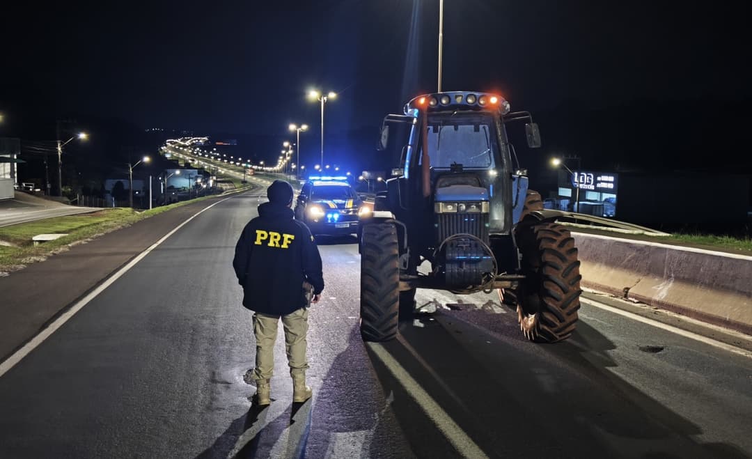 “Viagem” de New Holland furtado acaba quando diesel chega ao fim