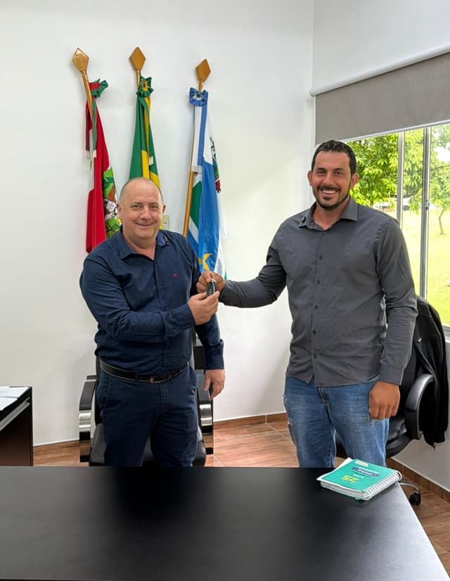 Prefeito passa cargo para o vice por 15 dias em Sul Brasil