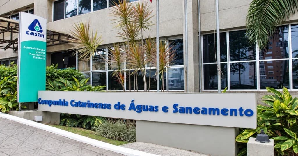 Casan lança programa para renegociar dívidas de água com descontos em juros e multas (Foto por Divulgação)