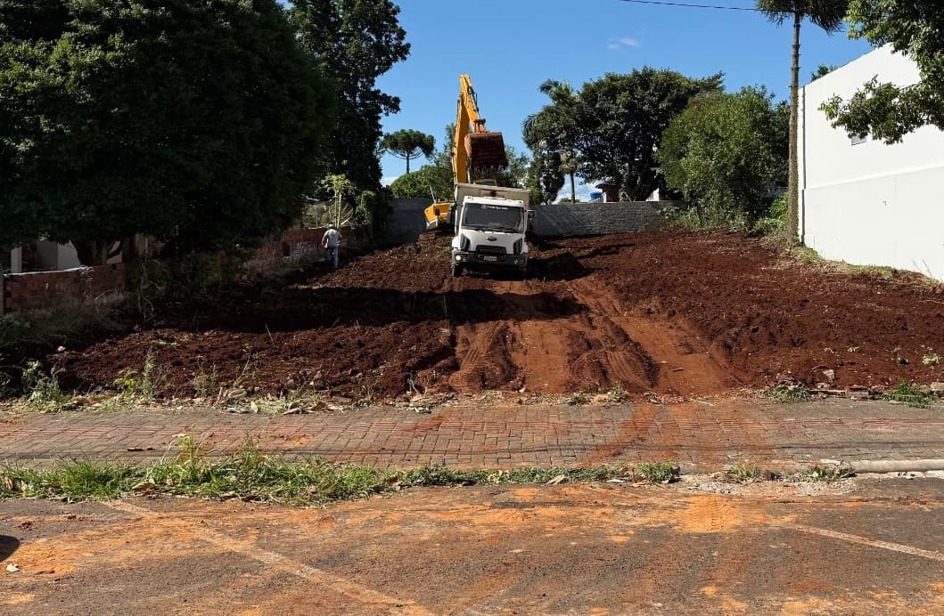 Prefeitura cria estacionamento estratégico para 40 veículos em Pinhalzinho