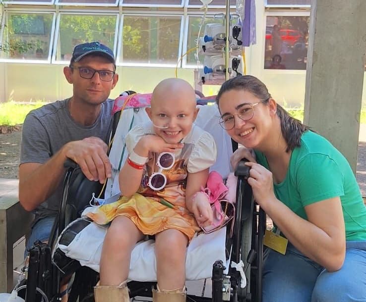 Família comemorou recuperação de Júlia (Foto por Arquivo pessoal)