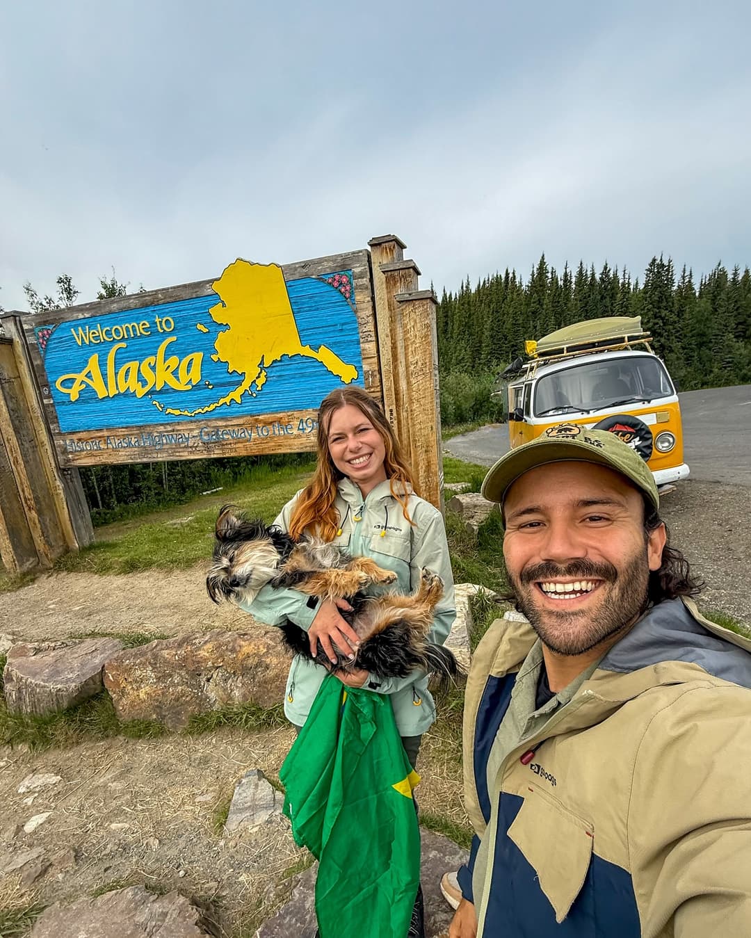 Moradores largam tudo, reformam Kombi 1986 e viajam ao Alasca