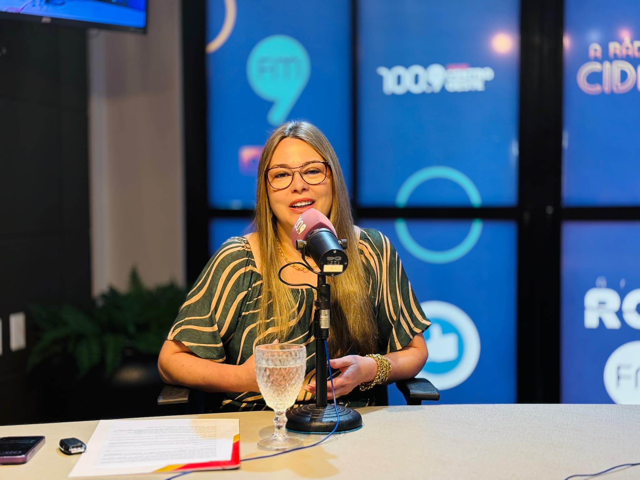 Advogada esclarece regras de transição e pedágios da aposentadoria em entrevista à RCO (Foto por Henrique Paulo Koch)