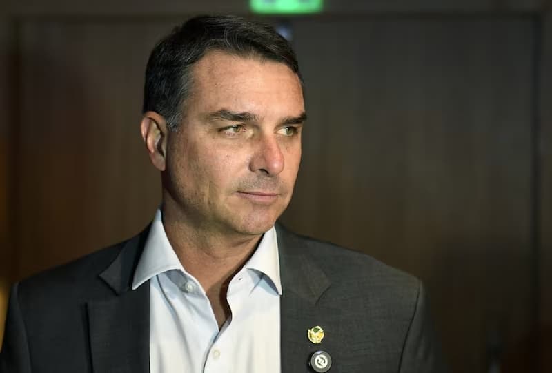 PL marca convenção para oficializar Flávio Bolsonaro como candidato à Presidência