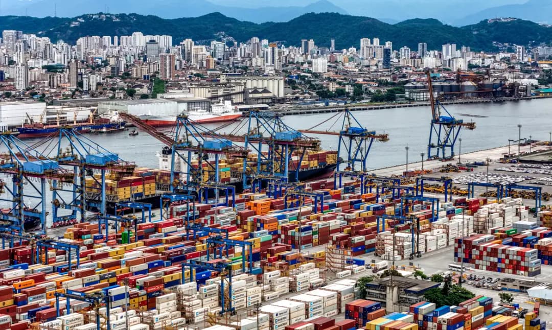 Governo anuncia R$ 18,5 bilhões para empresas atingidas pelo tarifaço dos EUA