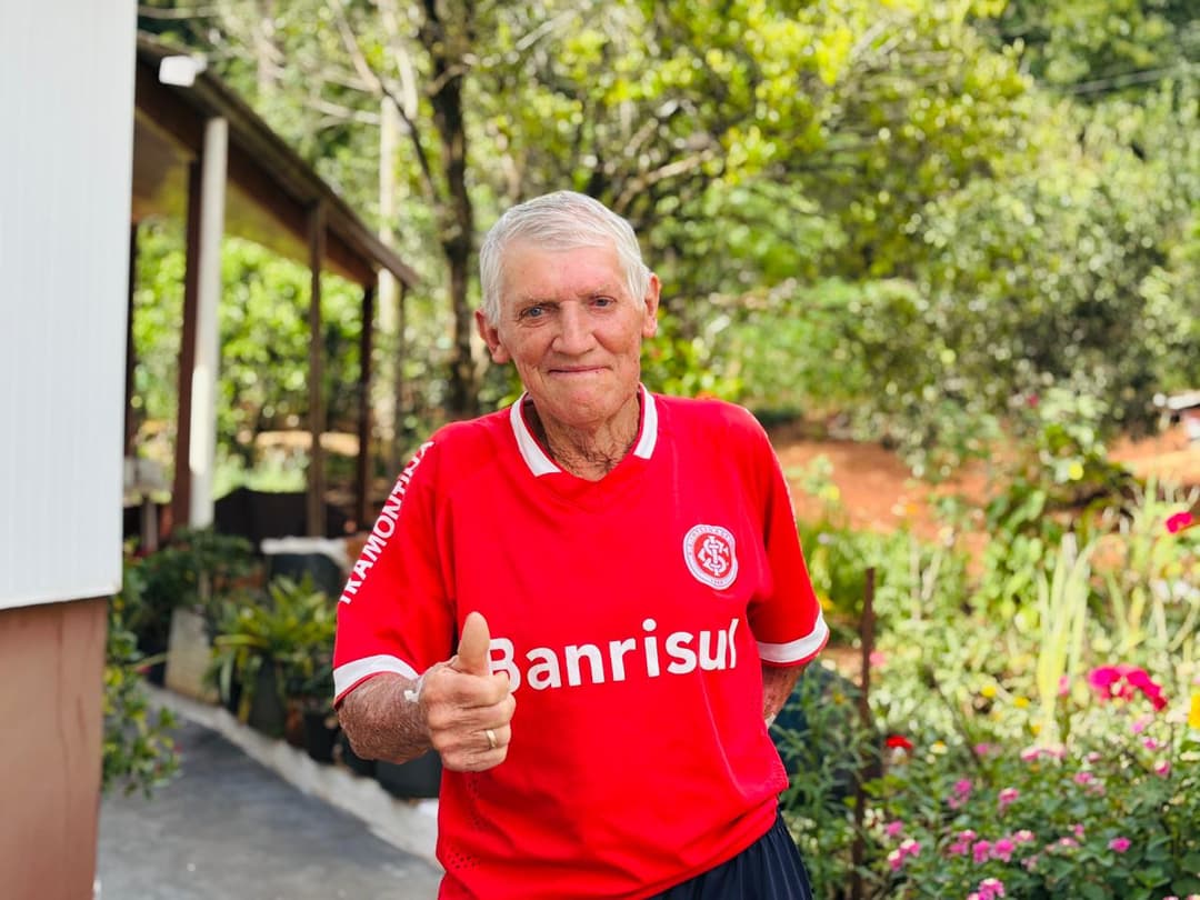 Trabalhou 22 anos com cachaça, mas o único vício é o Inter