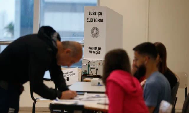 Número de eleitores acima de 60 anos cresce 74% no Brasil