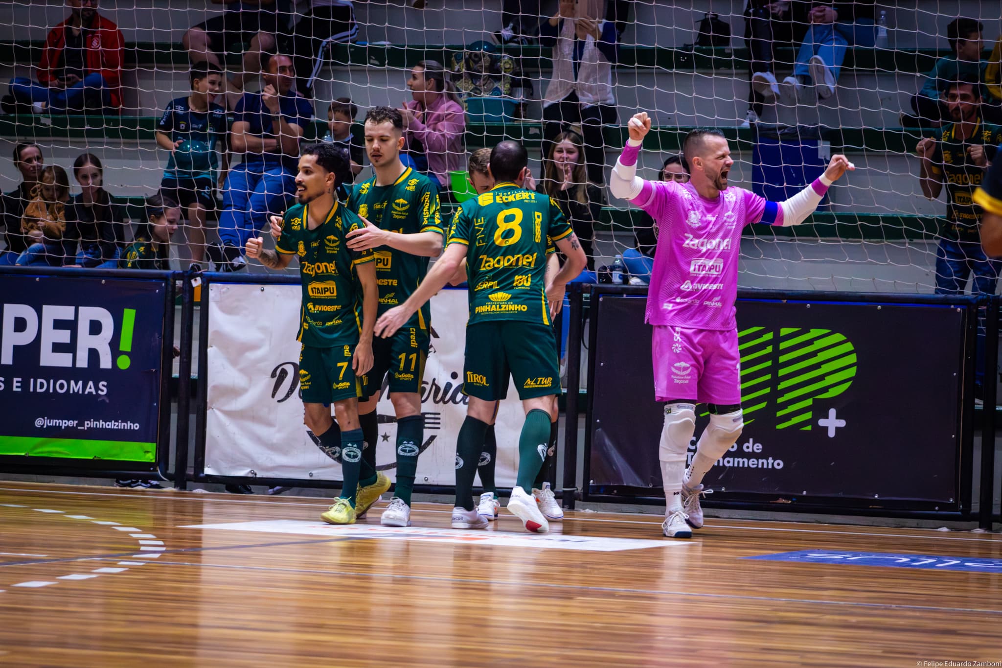 Pinhalense Futsal Zagonel quer fazer bom resultado em casa (por Felipe Eduardo Zamboni)