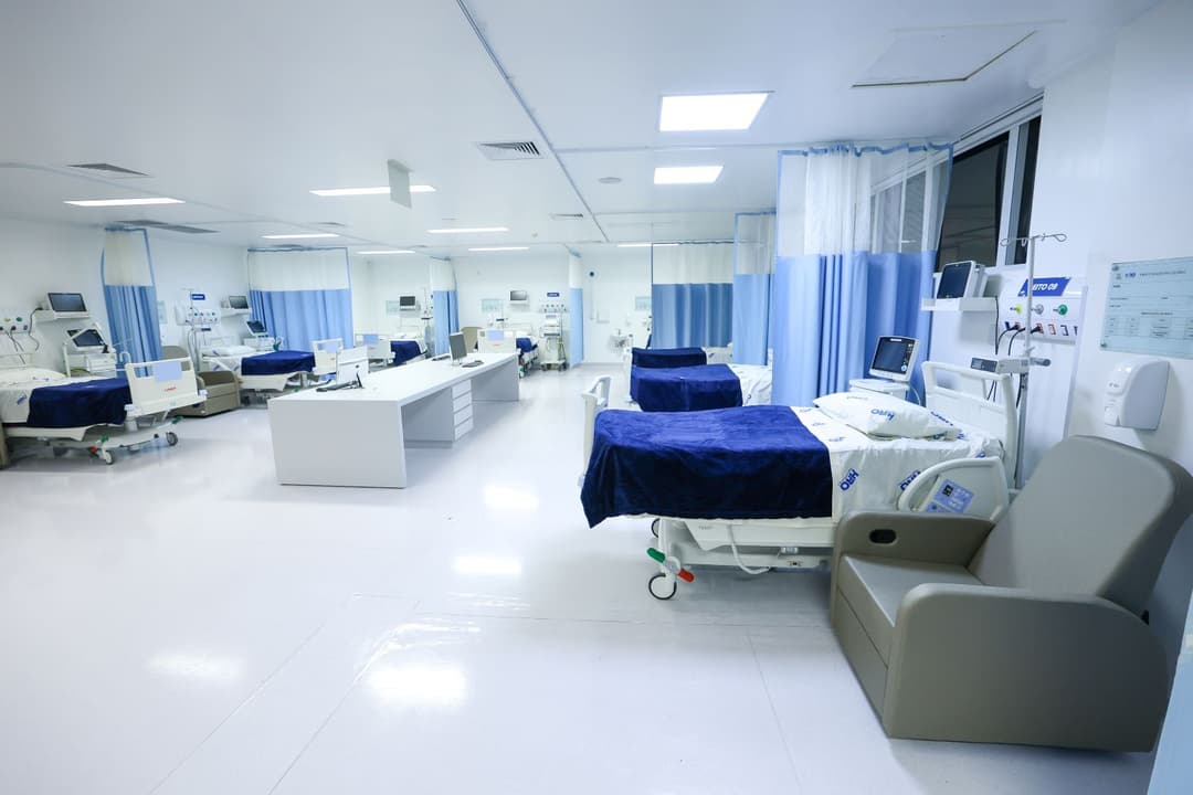 Hospital Regional do Oeste amplia estrutura com novos leitos de UTI e modernização do pronto-socorro