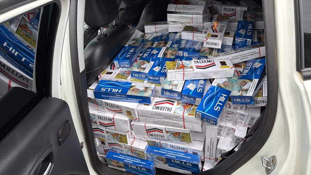 Argentino é preso com 10 mil maços de cigarros contrabandeados na BR-282, em Irani