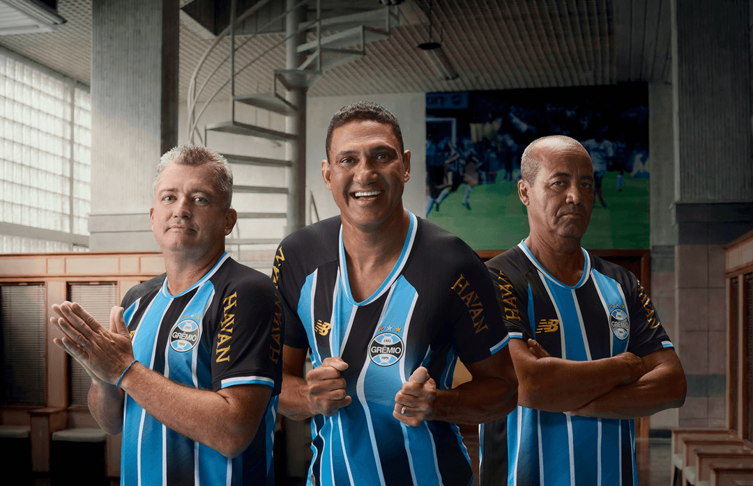 Grêmio lança novos uniformes em parceria com empresa de Saudades