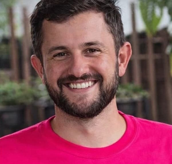 Empresário que morreu durante montagem de show tinha familiares em Pinhalzinho