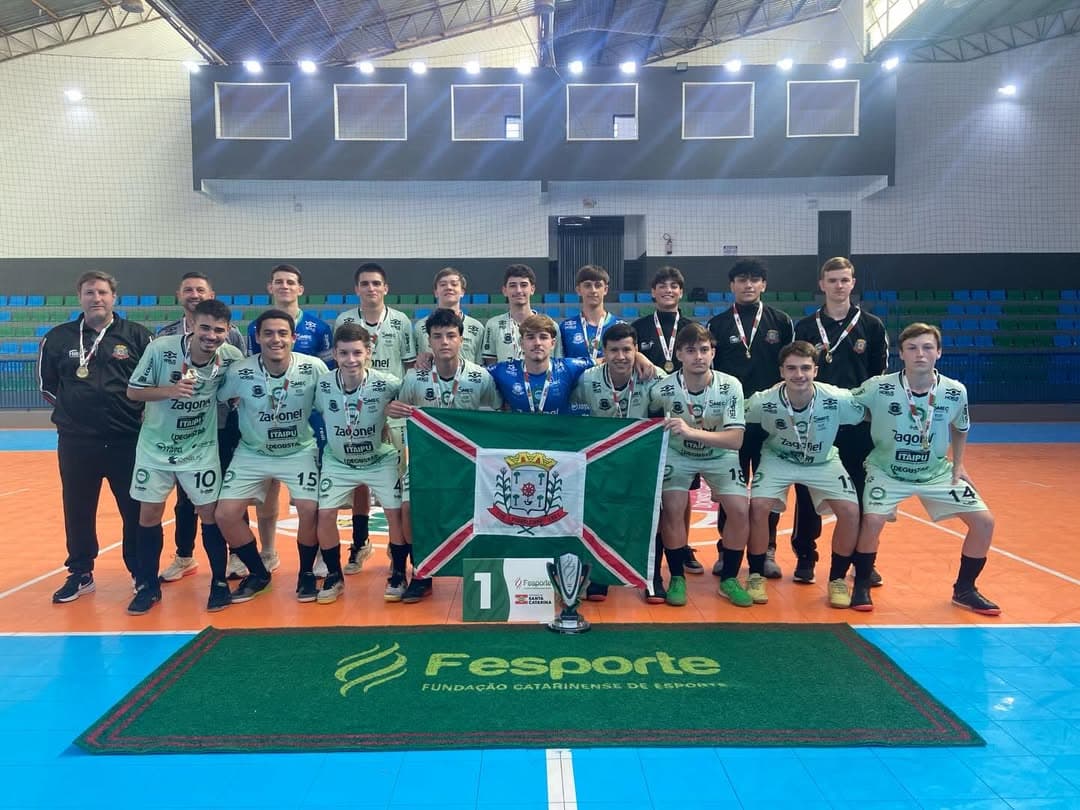 Invictos e dominantes: Pinhalense Futsal Zagonel conquista título microrregional dos Joguinhos Abertos