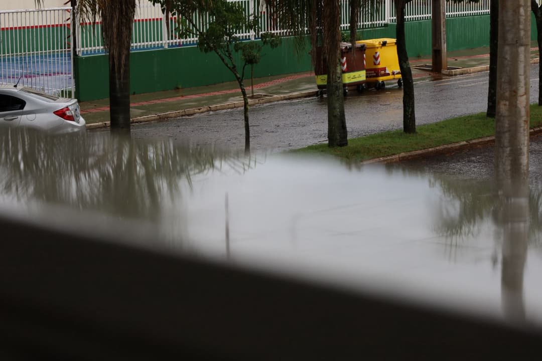 Calor extremo e risco de temporais marcam a semana que antecede o Natal em Santa Catarina