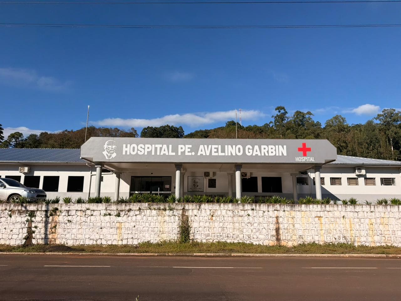 Hospital de Modelo celebra 66 anos com festa e prepara anúncio de novos investimentos