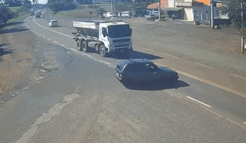 Vídeo mostra o exato momento de tragédia; casal morreu