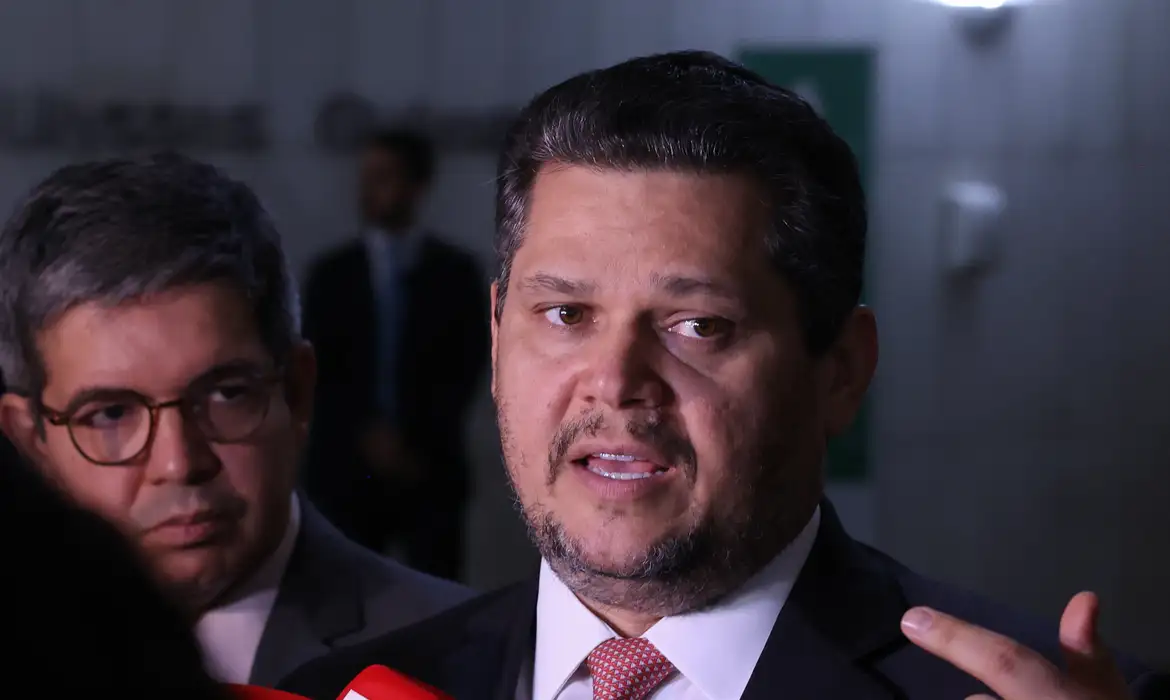 Alcolumbre mantém PEC 6x1 travada em semana esvaziada no Senado (Foto por Lula Marques/Agência BrasiL)