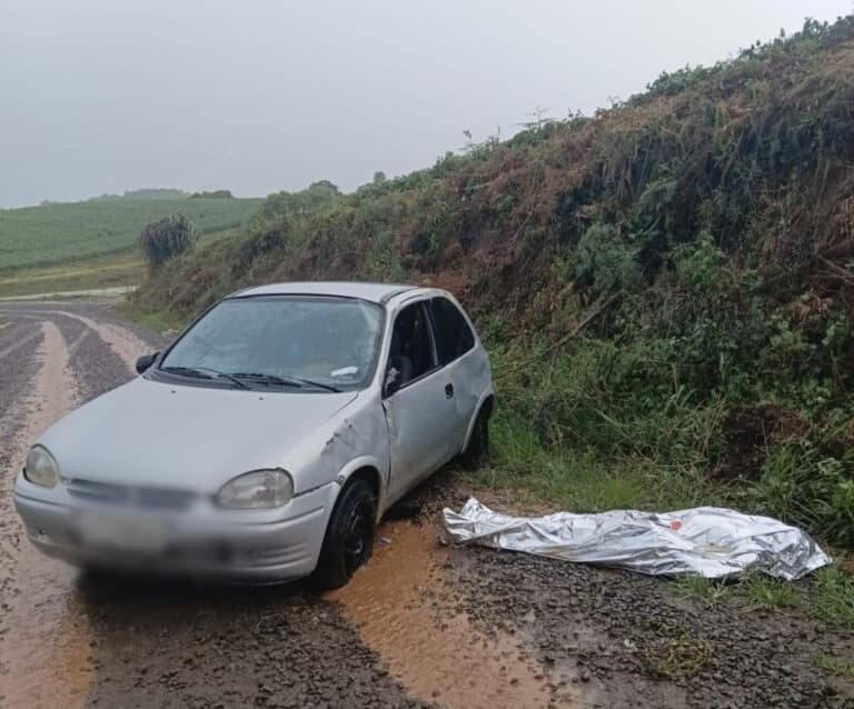 Vítima foi encontrada sem sinais vitais pelos bombeiros (Foto por Divulgação CBM)