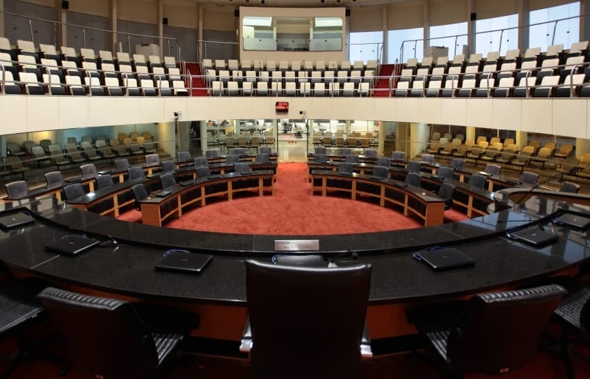 Janela partidária altera composição da Alesc e amplia bancada do PL