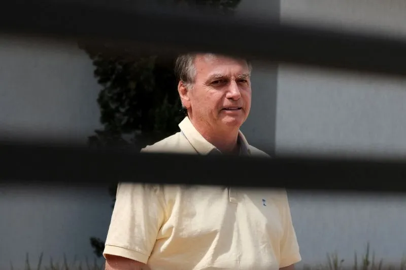 Bolsonaro é preso preventivamente a pedido da PF (por Reuters/Diego Herculano)