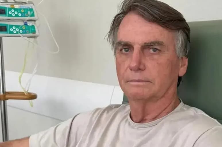 Bolsonaro sofre queda durante a madrugada em cela da Polícia Federal